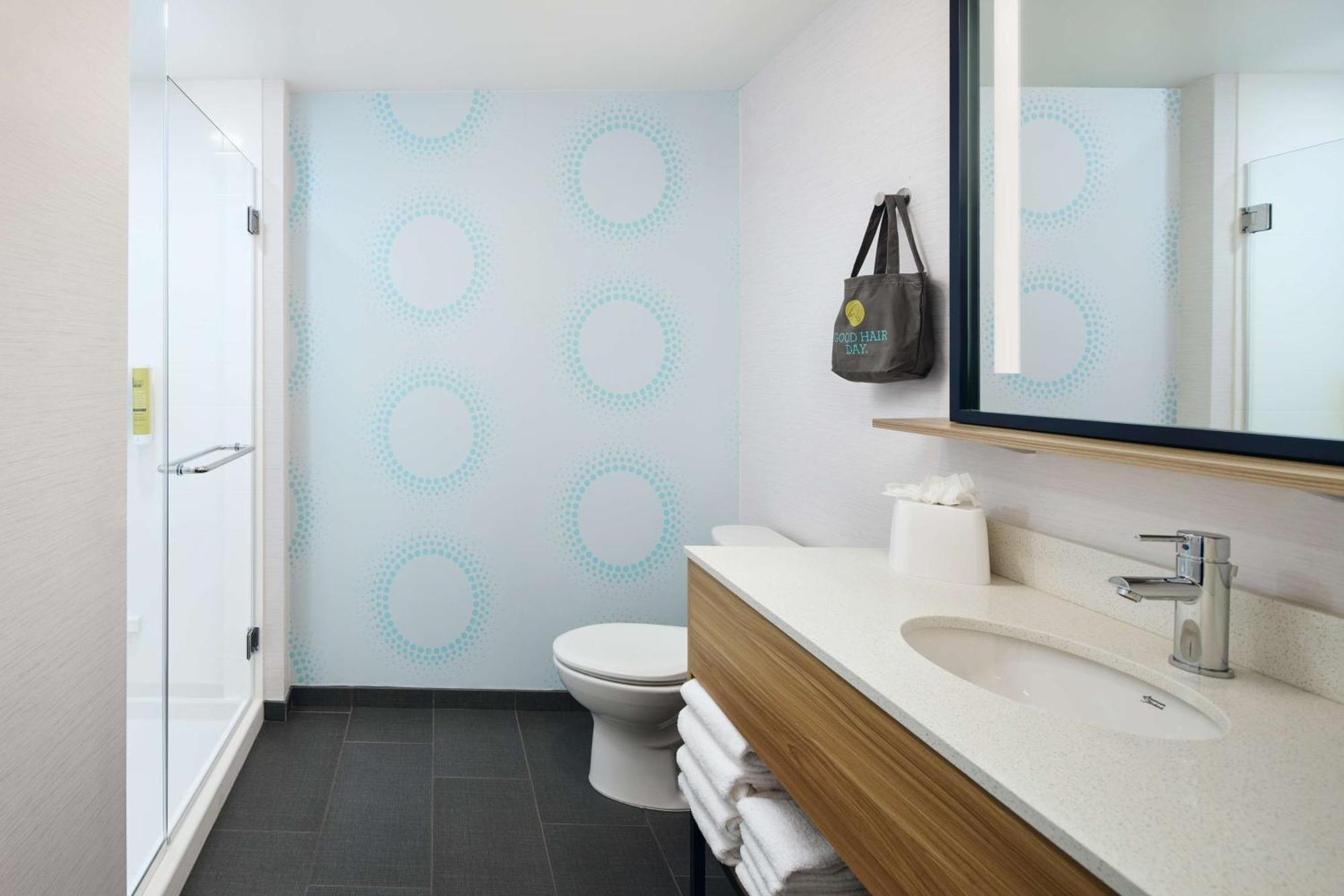 Hotel Tru By Hilton Atlanta Northlake Parkway, Ga